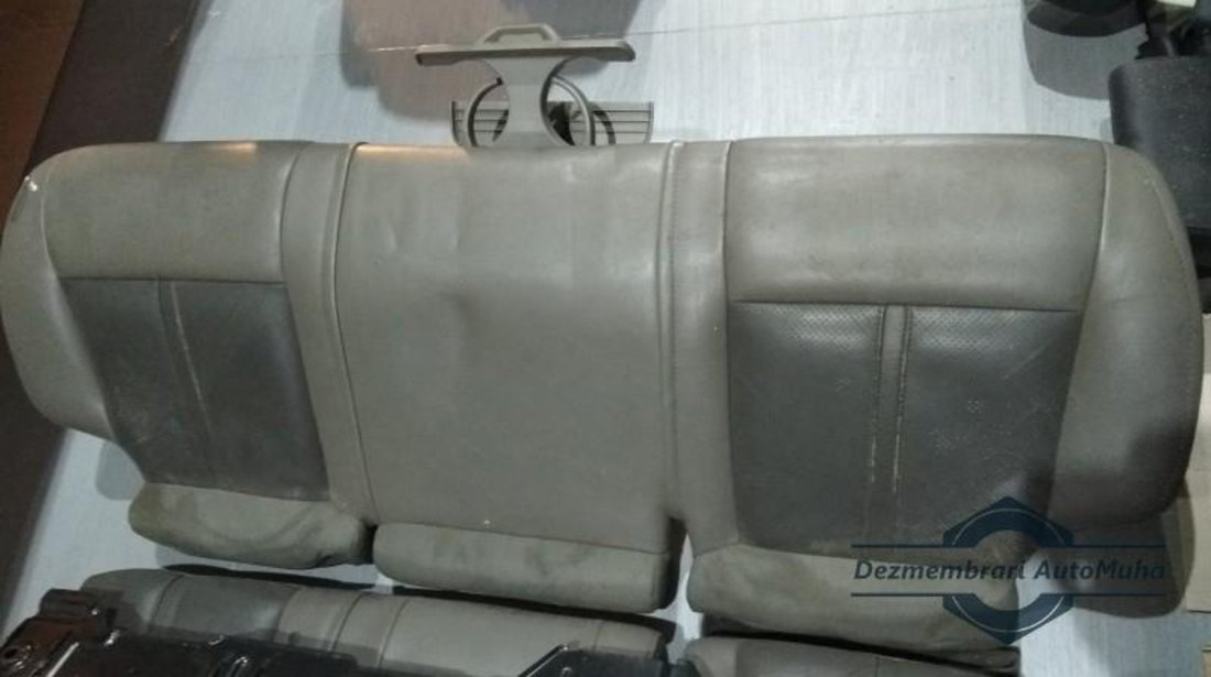 Scaune bancheta Jeep Grand Cherokee 3 (2005-2010)