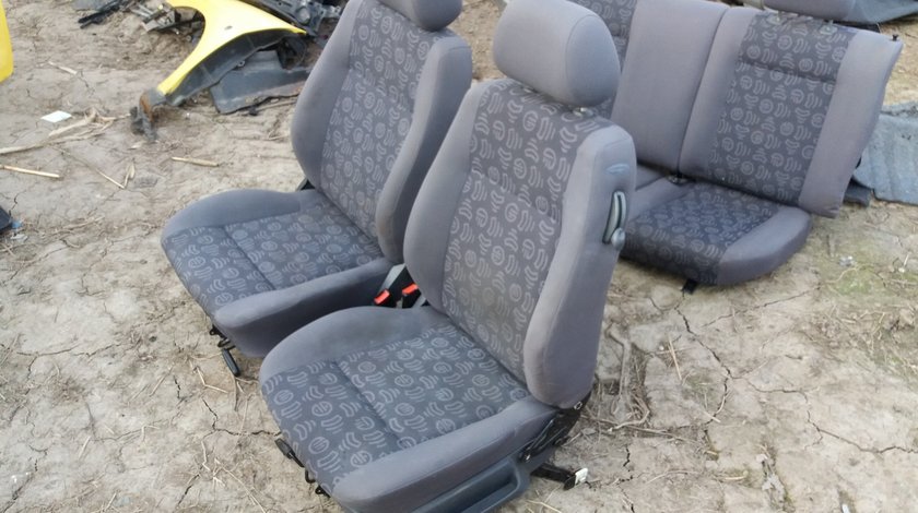 Scaune + Banchete Seat Ibiza Seat Cordoba in 2 usi din ani 1999 2002