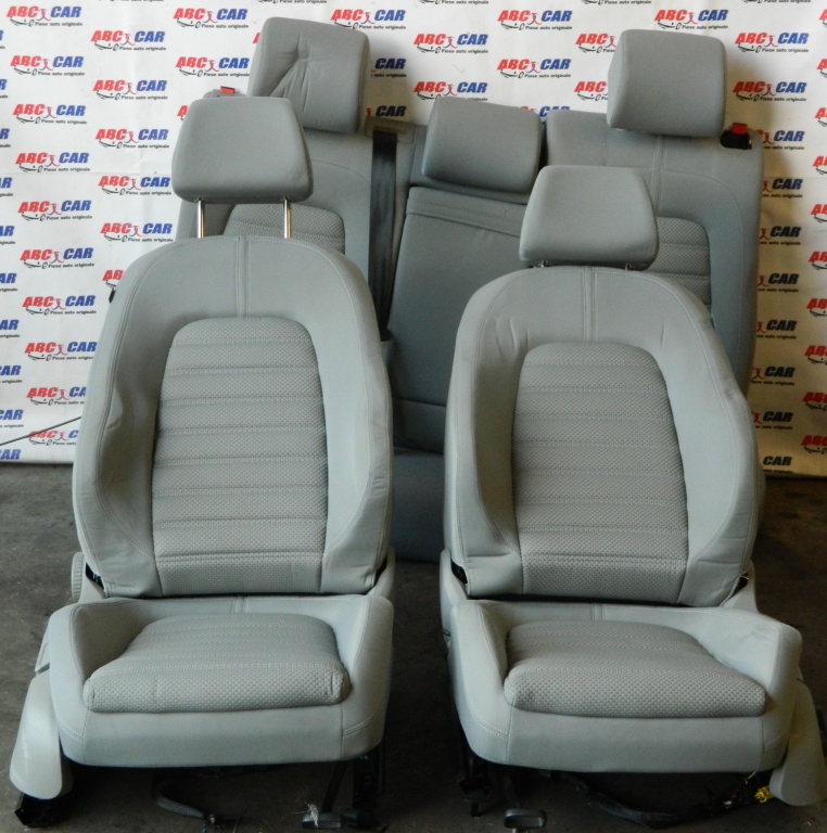 Scaune fata + bancheta spate din material VW Passat B7 variant