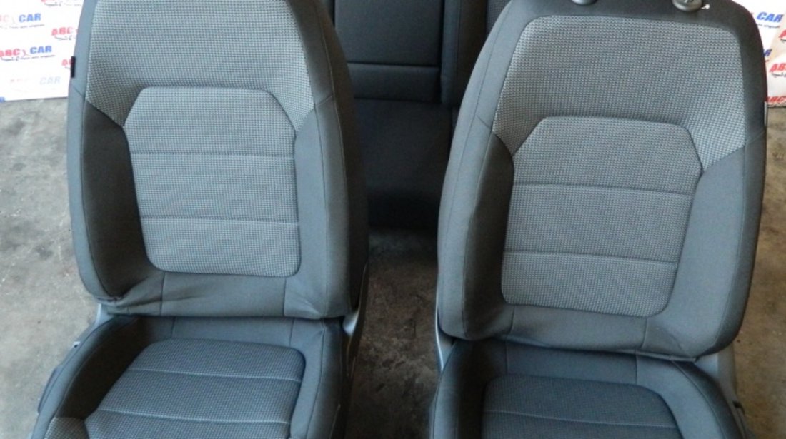 Scaune fata + bancheta spate din material VW Passat B7 variant