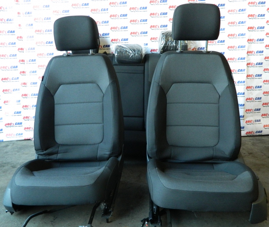 Scaune fata + bancheta spate din material VW Passat B7 variant