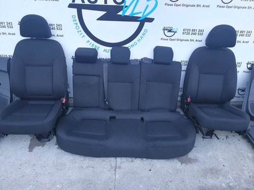 Scaune fata bancheta spate fete usi Opel Insignia A Combi