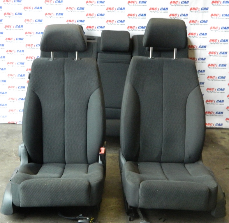 Scaune fata electrice din material VW Passat B6 limuzina