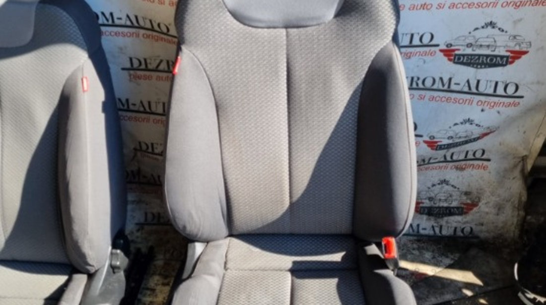 Scaune fata + spate material textil Seat Leon 1P