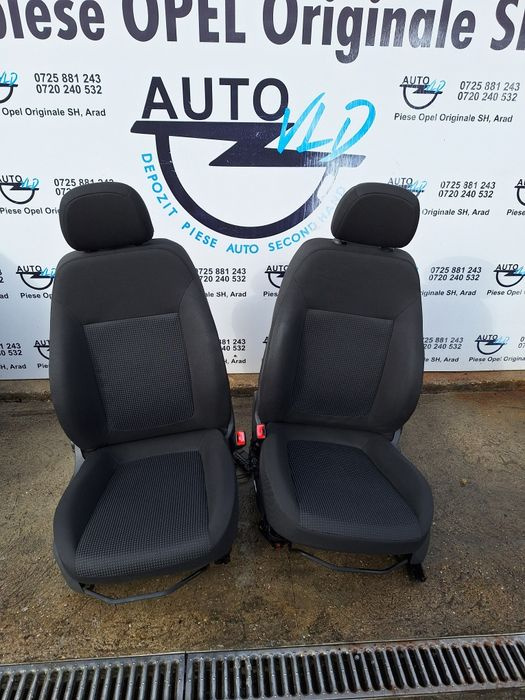 Scaune fata stanga dreapta bancheta spate Opel Corsa D 4 usi