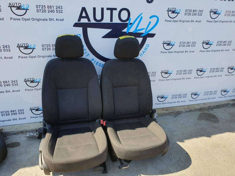 Scaune fata stanga dreapta material Opel Insignia A