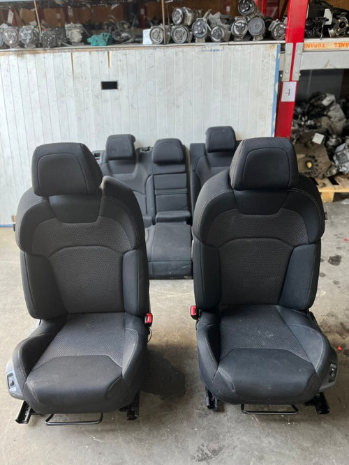 Scaune incalzite si bancheta textil Citroen C5 2.0 HDI AHW combi ,transmisie automata , an 2016