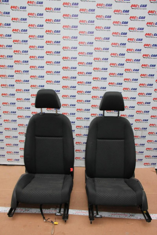 Scaune stanga-dreapta fata Volkswagen Golf 5 2004-2009