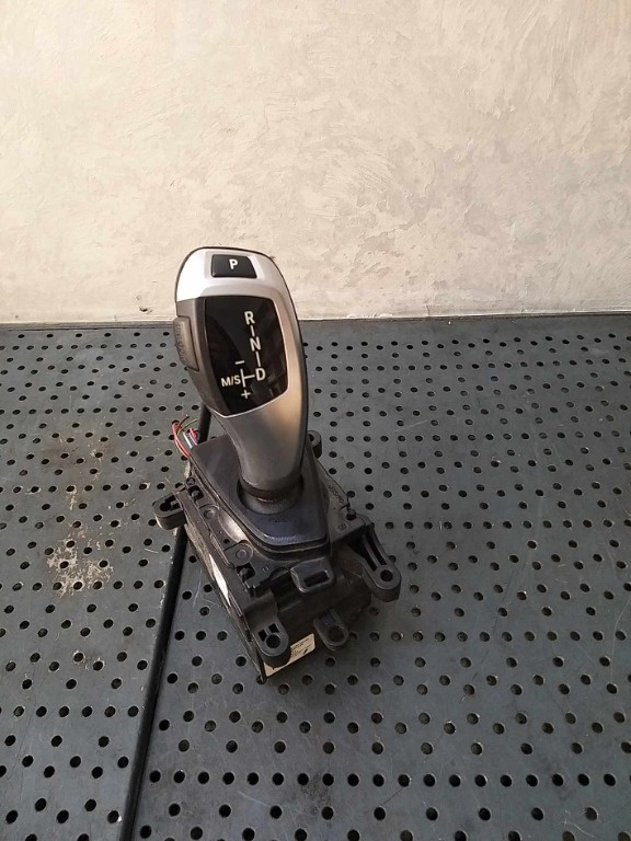 Schimbator viteze bmw seria 3 f30 f80 929689601 1009994800 1009997100