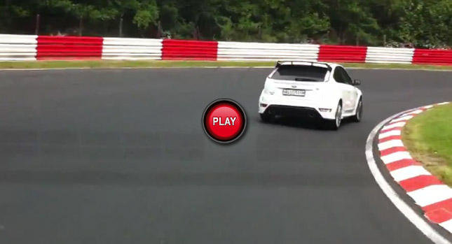 Scirocco R si Focus RS se intrec la Nurburgring Scirocco R si Focus RS se intrec la Nurburgring