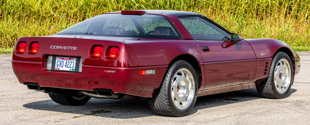 Scos din capsula timpului si pus la vanzare pe internet: Corvette-ul ZR-1 cu 2.129 de kilometri la bord