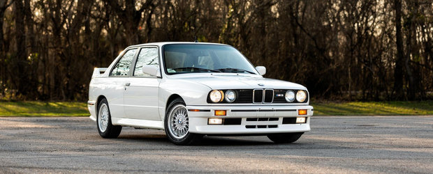 Scos din capsula timpului si pus la vanzare pe internet: BMW-ul M3 de prima generatie cu motor I4 si kilometri putini