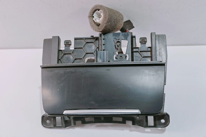 Scrumiera 8K0857951 Audi A4 B8/8K [2007 - 2011]