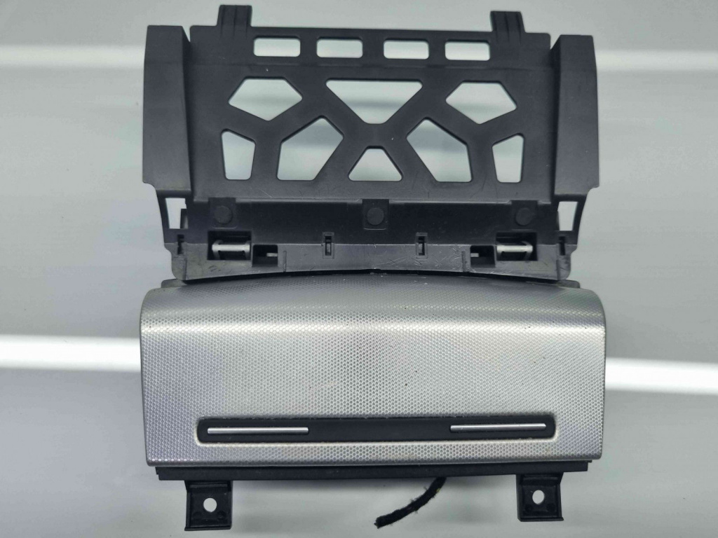Scrumiera Audi A3 Sportback (8PA) [Fabr 2004-2013] 8P0857951