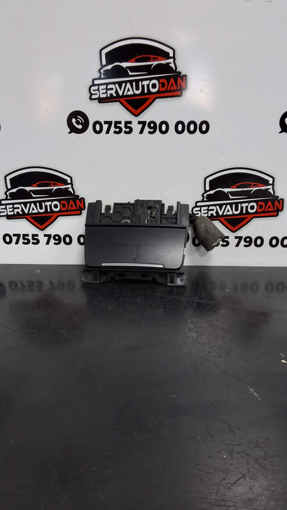 Scrumiera Audi A4 (2008-2011) [8K2, B8] 2.0 Motorina 2011, 8K0857951