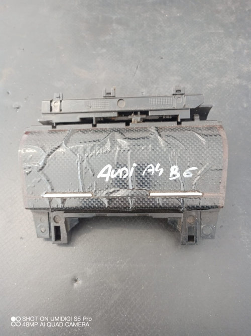 Scrumiera , Audi A4 B6 (8E) 2000 - 2004 COD -8E0857951F