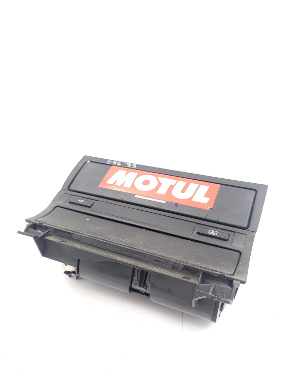 Scrumiera BMW 3 (E46) 1998 - 2007 307090800, 30709 0800