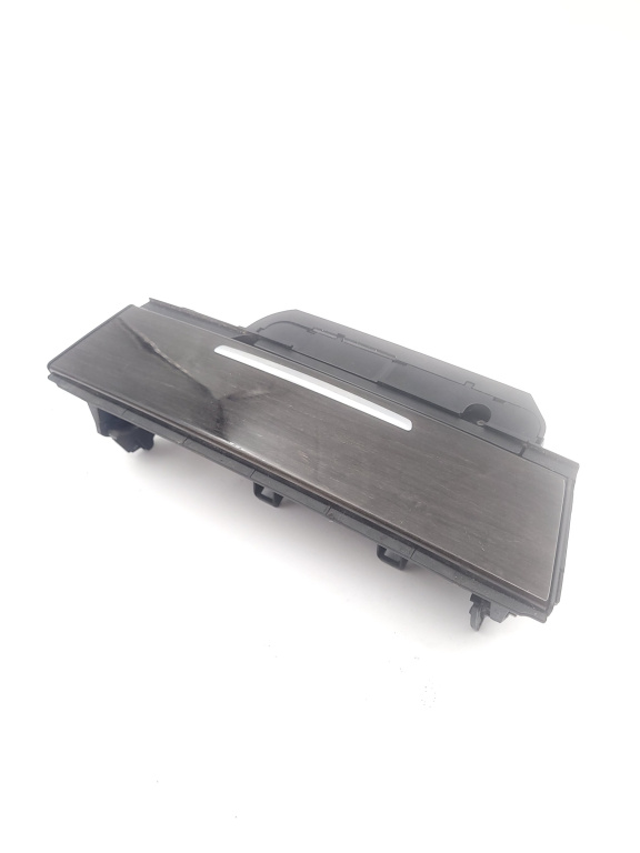 Scrumiera BMW 7 (F01, F02, F03, F04) 2008 - 2015 Motorina 9119317, 9 119 317, 51459119317, 5145 9 119 317, 9182502, 9 182 502, 51459182502, 5145 9 182 502, 22167210, 221672 10