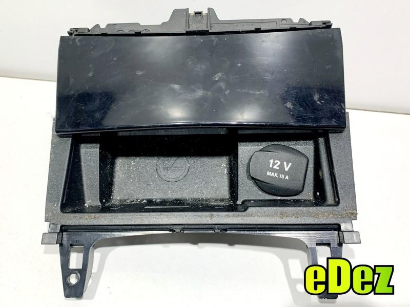 Scrumiera bord Mercedes E-Class (2009->) [C207] A2046801350