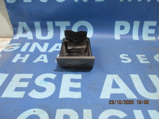 Scrumiera Chevrolet Kalos; 96345761 (fata)