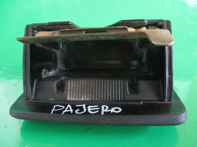 SCRUMIERA COD MR402454 MITSUBISHI PAJERO SHOGUN III FAB. 1999 - 2007 ⭐⭐⭐⭐⭐