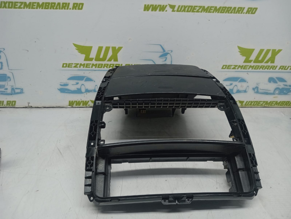 Scrumiera consola centrala mr381240 Mitsubishi Space Star [facelift] [2002 - 2005] 1.9 Di-D F9Q1