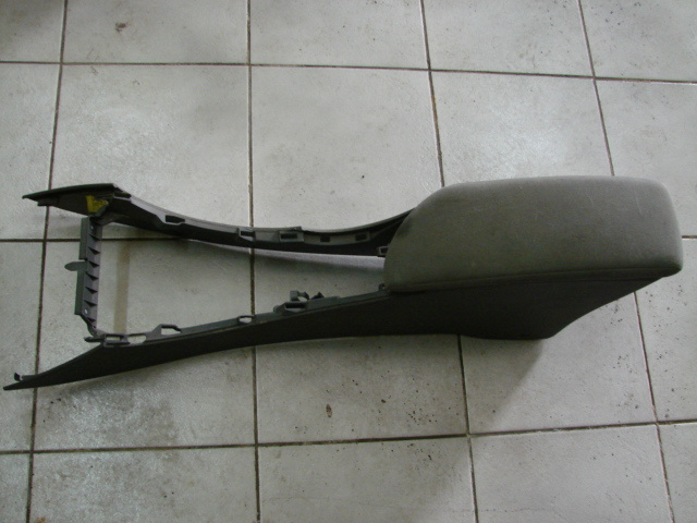 Scrumiera cotiera Renault Laguna 2 [2001 - 2005] Liftback 1.9 DCi MT (120 hp) II (BG0/1_)