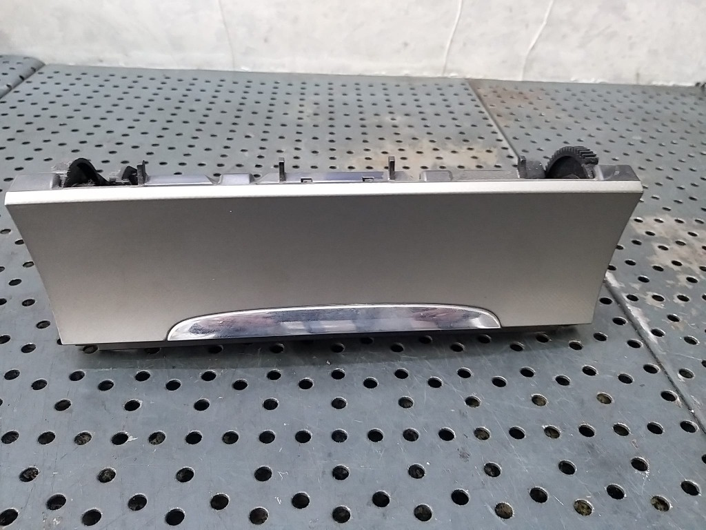 Scrumiera cu bricheta vw passat b6 3c 3c0863284 3c0857961