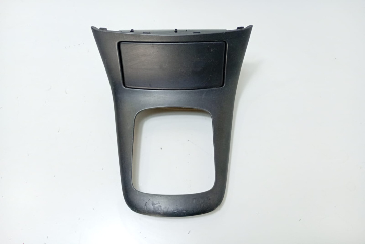 Scrumiera cu ornament Toyota Avensis 2 T25 [facelift] [2006 - 2009]
