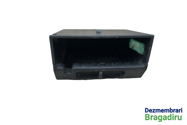 Scrumiera fata 4M51-A04810-C Ford Focus 2 [2004 - 2008] wagon 5-usi 1.8 MT (125 hp)