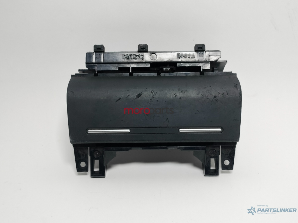 Scrumiera (fata) AUDI A4 III 8EC, B7 2004 - 2008 VAG 8E0857951