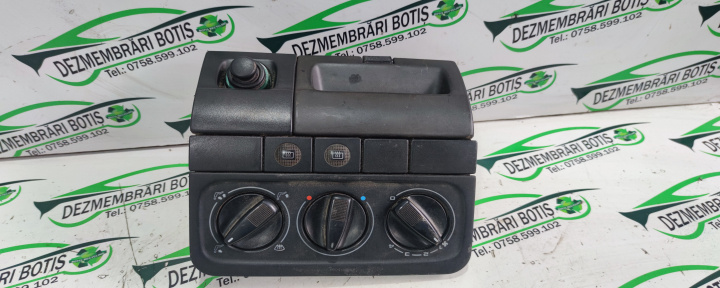 Scrumiera fata Volkswagen VW Vento [1992 - 1998] Sedan 1.8 AT (90 hp)