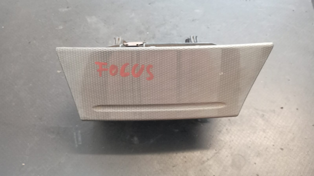 Scrumiera Ford FOCUS Mk 2 2004 > 2012 - COD 8M51A044J53A