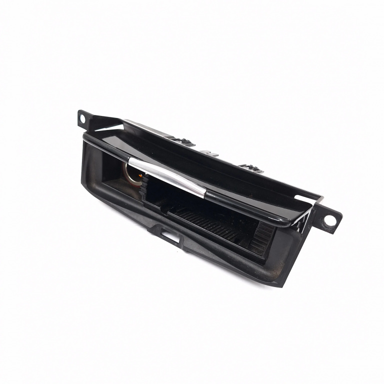 Scrumiera Ford S-MAX (WA6) 2006 - 2023 Motorina 8M21U04788AD37QC, 8M21U04788DD37AE, 8S71A04788AD37QC, 8S71A04788CDSMIM, 8S71A04788BDSMDC, 98AG15K047AD