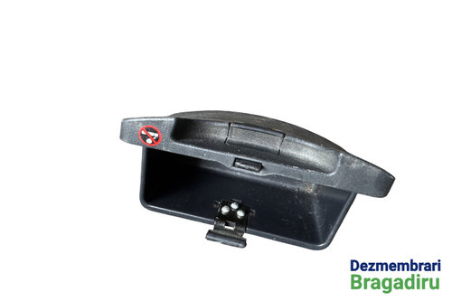 Scrumiera Hyundai Tucson [2004 - 2010] Crossover 2.0 CRDI MT 4WD (140 hp) Cod motor D4EA