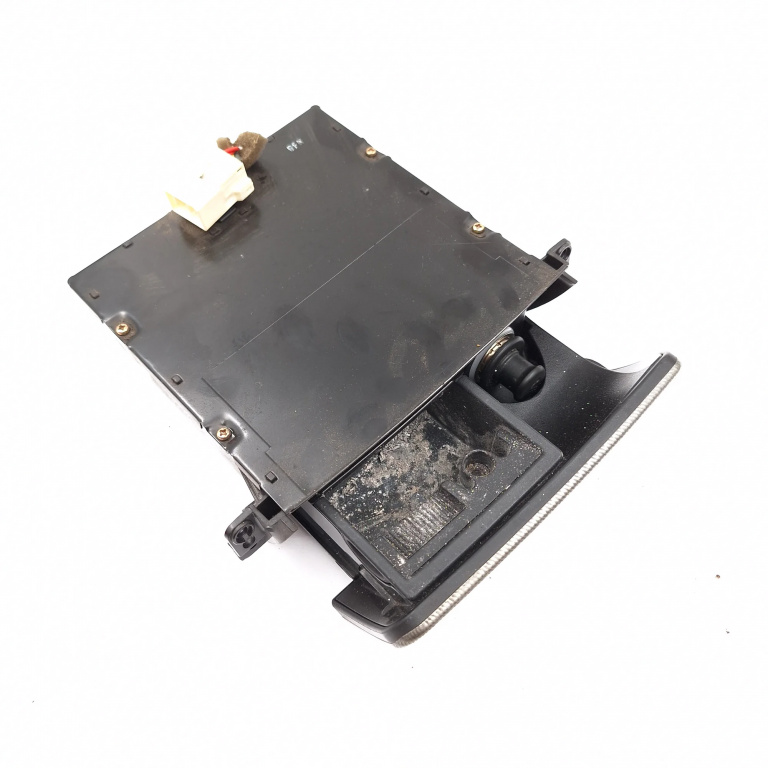 Scrumiera Kia MAGENTIS (MG) 2005 - 2019 Motorina 2G84550000, 2G845-50000