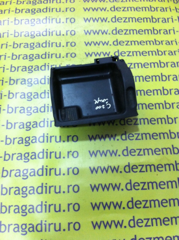 Scrumiera Mercedes-Benz C-Class W203/S203/CL203 [2000 - 2004] Coupe 3-usi C 200 Kompressor AT (163 hp) (CL203)