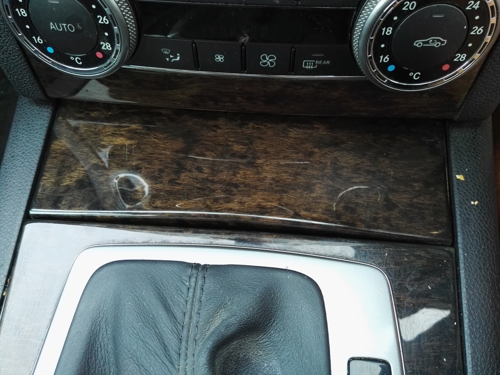 Scrumiera Mercedes C class W204