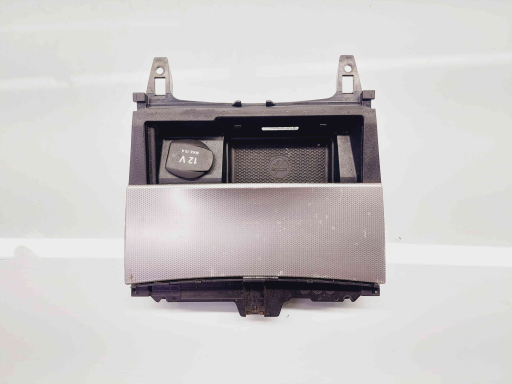 Scrumiera Mercedes Clasa E (W212) [Fabr 2009-2016] A2046801350