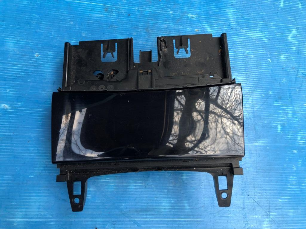 Scrumiera neagra Mercedes C Class W204 2007-2010