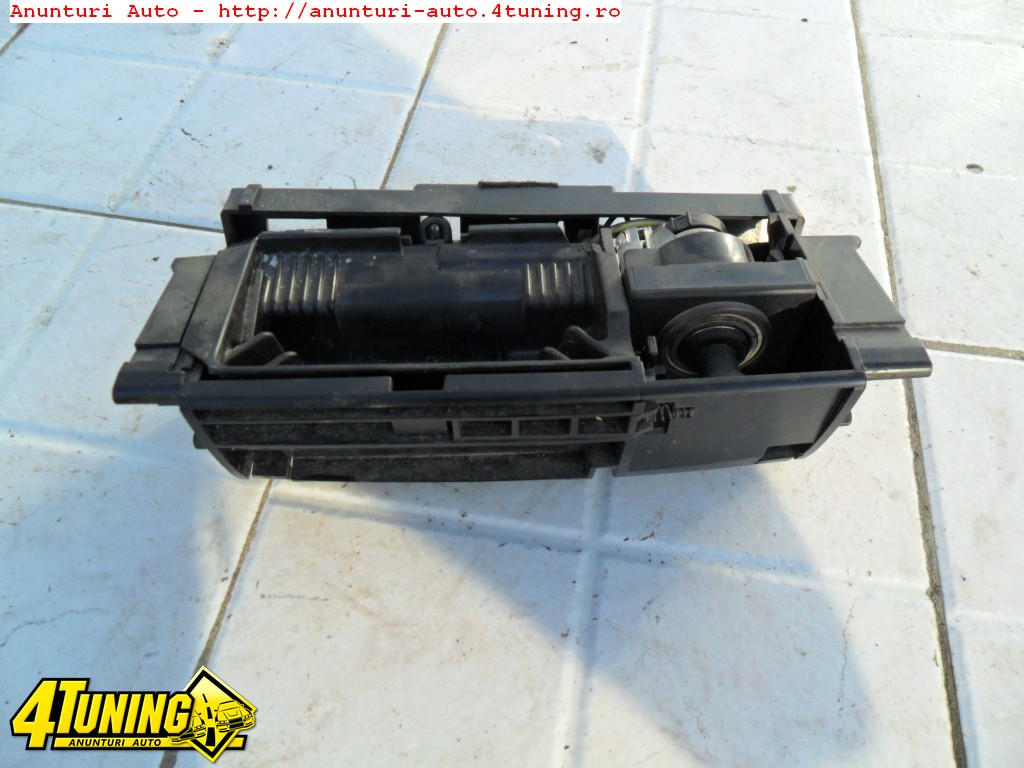 Scrumiera Opel Omega