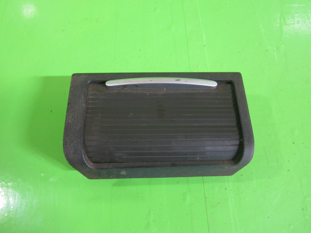 SCRUMIERA OPEL VECTRA C FAB. 2002 – 2009 ⭐⭐⭐⭐⭐