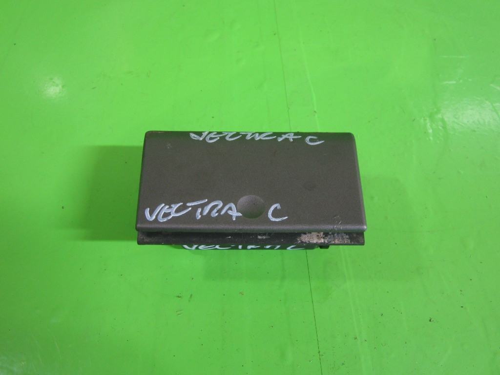 SCRUMIERA OPEL VECTRA C FAB. 2002 – 2009 ⭐⭐⭐⭐⭐