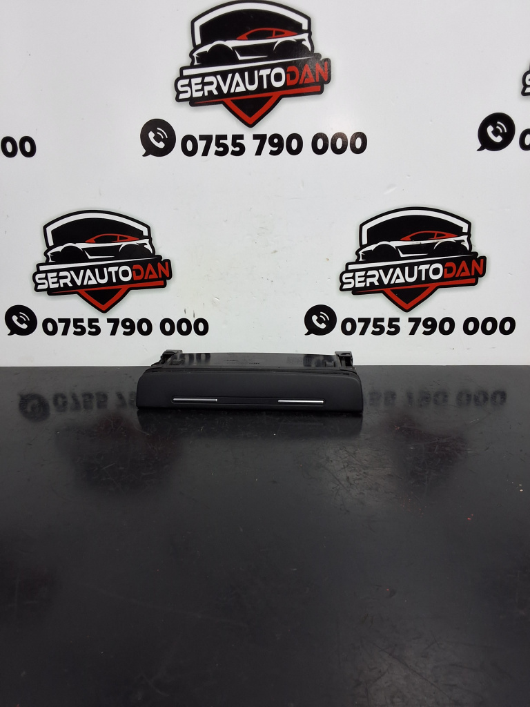 Scrumiera Seat Exeo (2008-2013) 2.0 Motorina 2012, 8H0857058F