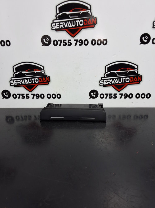 Scrumiera Seat Exeo (2008-2013) 2.0 Motorina 2012, 8H0857058F