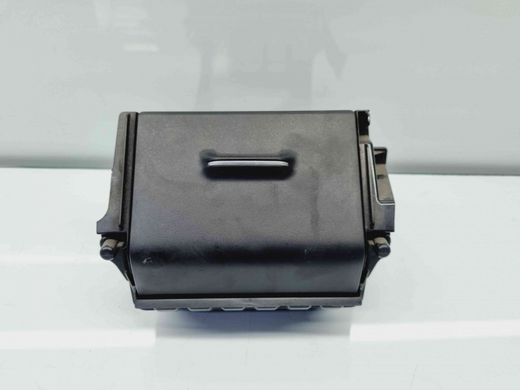 Scrumiera Toyota Corolla IX Sedan (ZRE1) [Fabr 2013-2019] OEM