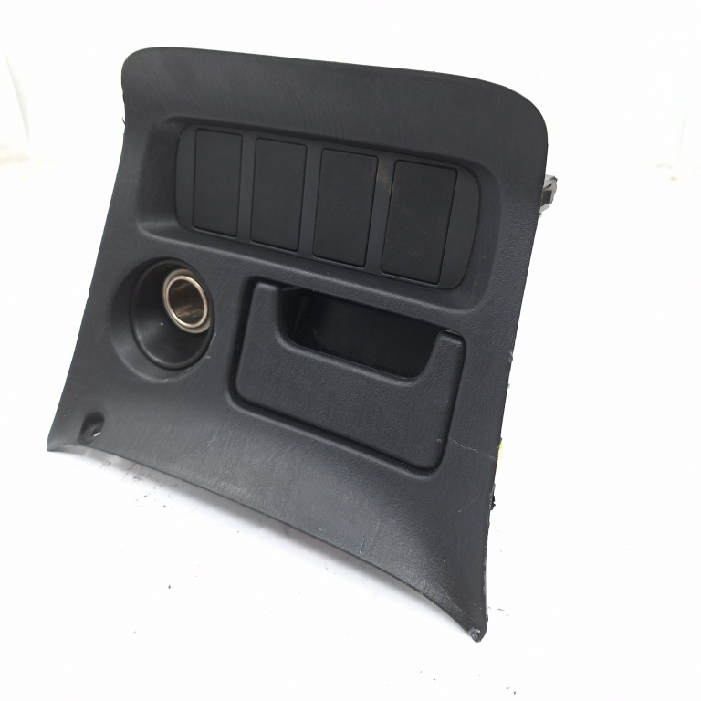 Scrumiera Toyota Rav 4 Mk 2 2000-2005 2.0 D-4D 4Wd 1Cd-Ftv Motorina 7410244010, 7411144010, 5542042010, 55420-42010, 42020