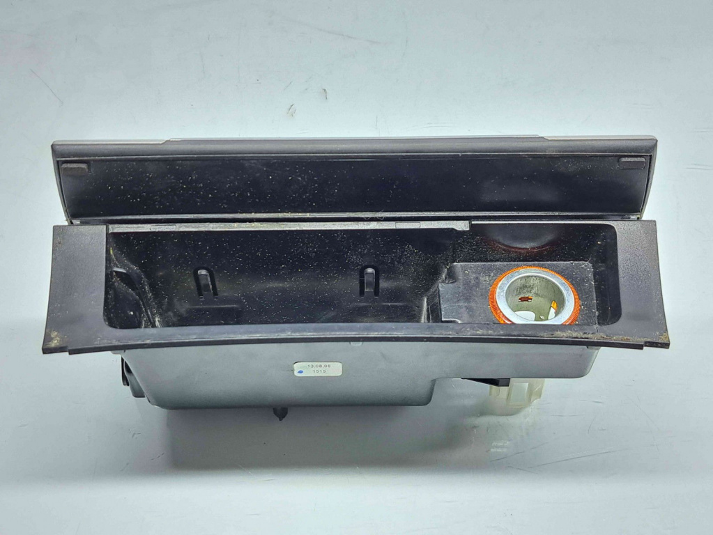 Scrumiera Volkswagen Passat CC (357) [Fabr 2008-2012] 3C0863284