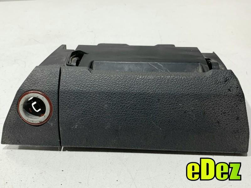 Scrumiera Volkswagen Touran (2003-2006) 1T1857961