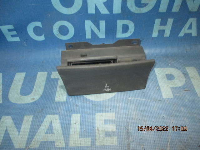Scrumiera Volvo V40 1999; 30809985